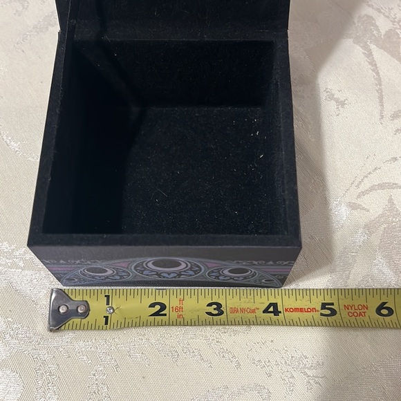 Jewelry box - Picture 4 of 6